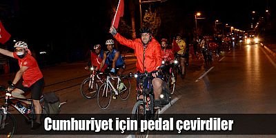 Cumhuriyet için pedal çevirdiler