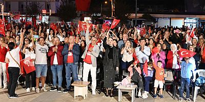 Cumhuriyet’in 100’ncü yılı Kemer’de coşkuyla kutlanıyor