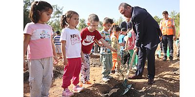 Cumhuriyet’in 100’üncü yılında 1923 fidanı toprakla buluştu