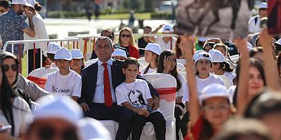 Cumhuriyet'in 101. yılı Manavgat'ta coşkuyla kutlandı