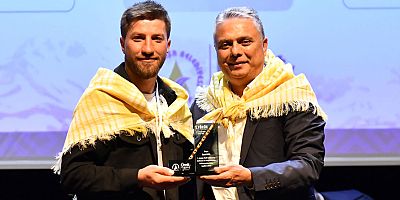 Dağlarda yankılanan ses çoban Tarık Kara, bu kez Yörükler için söyledi