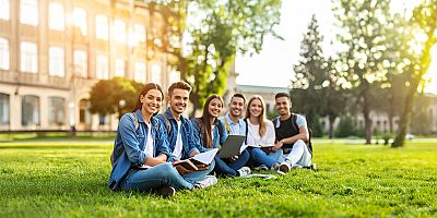 Darüşşafaka Cemiyeti Eğitimde Fırsat Eşitliği (EFE) Yükseköğrenim Bursu İçin Başvurular Başladı