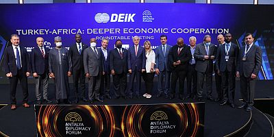 DEİK, Türkiye-Afrika İş Birliği Fırsatları Yuvarlak Masa Toplantısı’nı Antalya’da düzenledi