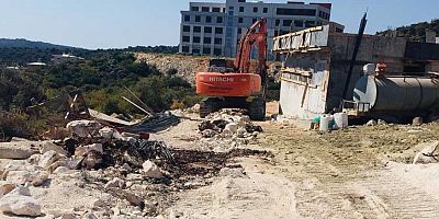 Demre Karabucak’a yeni içme suyu hattı