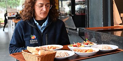 Deniz Kafe’de tabldot usulü yemek servisi başladı