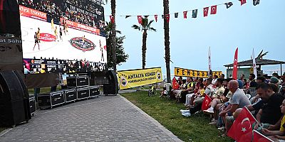 Dev maç dev ekranda