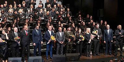 Dev orkestradan “Vatana Vefa” konseri