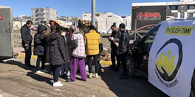 Dil okulu çalışanları