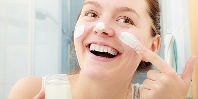 ‘Doğal’ diyerek cildinize her yağı sürmeyin!