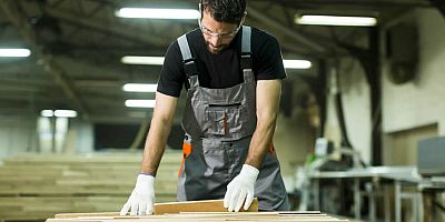 Doğru eldiven tercihi iş güvenliğini ve iş performansını etkiliyor