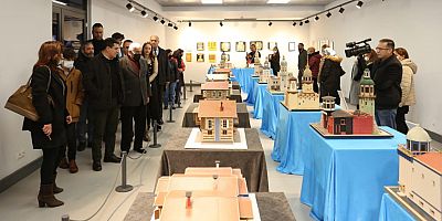 Dokuma Modern Sanatlar Galerisi’nde karma sergi