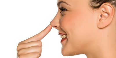 Dolgu ile Ameliyatsız Burun Estetiği Yapılabiliyor