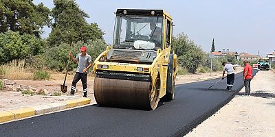 Döşemealtı Belediyesi’nden sıcak asfalt atağı