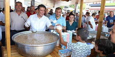 Döşemealtı'nda aşure bereketi