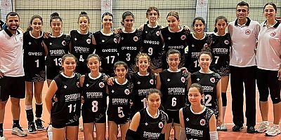 Döşemealtı’nın kızları yarı finalde