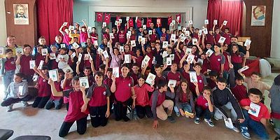 Dünya Çocuk Kitapları Haftası’nda Kitap Okuma Etkinliği Düzenlendi