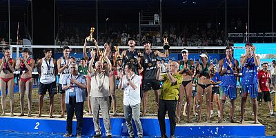 Dünya plaj voleybolunun kalbi Alanya’da attı