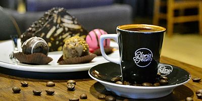 Dünya Türk Kahvesi Günü'nde kahveler Gloria Jean's Coffes'in ikramı