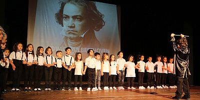 Ekolojik Kreş’te muhteşem yıl sonu