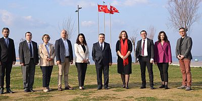 Ekonomi muhabirleri sandığa gidiyor!