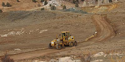 Elmalı Güğü Yayla yolu yenileniyor