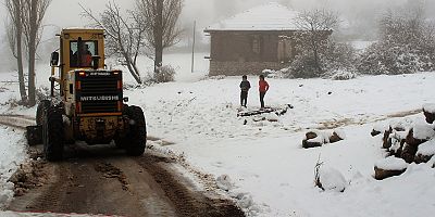 Elmalı ve Alanya’da yollar açılıyor