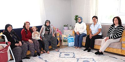 Emine Yıldırım'dan hasta ve yaşlı ziyaretleri