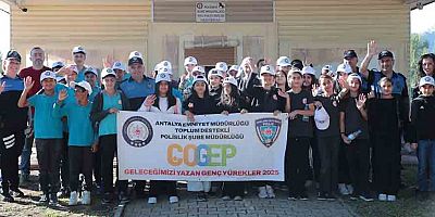 Emniyetten “Geleceğimizi Yazan Genç Yürekler” Projesi