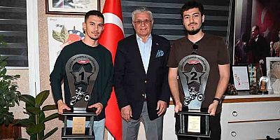 Enduro sporcularından Başkan Topaloğlu’na ziyaret