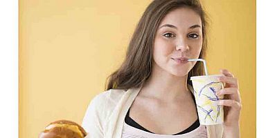 Ergenlikte Yapılan Yanlış Diyetler Beslenme Bozukluklarına Neden Olabiliyor