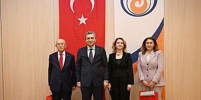 Fedakarlığın izinde