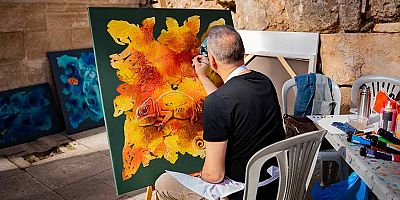 Festival heyecanı Antalya'nın her sokağında yaşanıyor