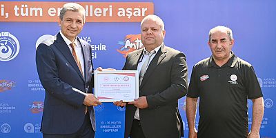 Finike Belediyesi'ne erişilebilirlik belgesi