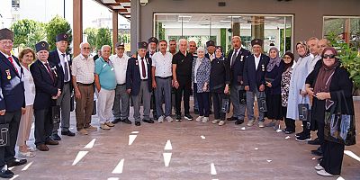 Finike'de şehit yakınları ve gazilerle Gaziler Günü buluşması