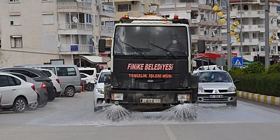 Finike’nin ana arterleri temizlendi