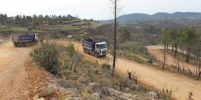 Gebece-Belenobası grup yolunda çalışma  