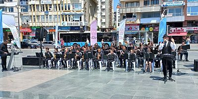 Geleceğin müzisyenleri Antalya'da konser verdi