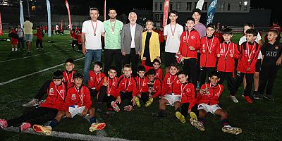 Geleceğin şehri Isparta’da geleceğin yıldızları sahne aldı