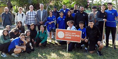 Geleceğin sporcuları zeytin fidanı dikti