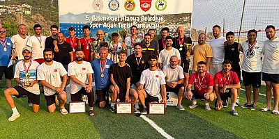 Geleneksel Alanya Belediyespor Ayak Tenisi Turnuvası sona erdi