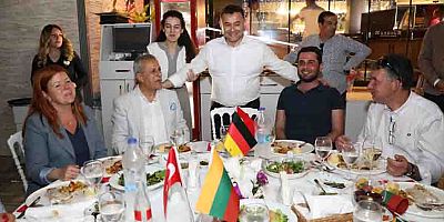 Geleneksel Kardeş Şehirlerin Buluşma Yemeği gerçekleştirildi
