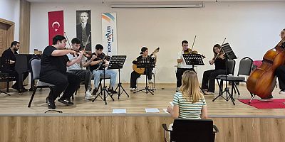 Genç müzisyenler geleceğe Konyaaltı'nda hazırlanıyor