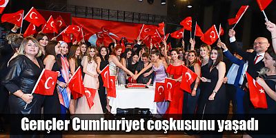 Gençler Cumhuriyet coşkusunu yaşadı