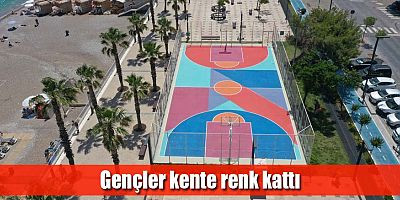 Gençler kente renk kattı