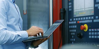 Gençler robot ve program bilgisi konusunda kendilerini eksik görüyor