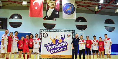 Gençlerle Beraberiz Projesi Kapsamında Akdeniz Üniversitesinde Öğrencilerle Voleybol Maçı 