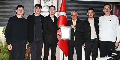 Gençlik Meclisi’nden Başkan Topaloğlu’na Anlamlı Ziyaret