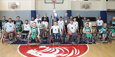 Genel Sekreter Tuncer ASAT Tekerlekli Basketbol maçını izledi