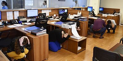 Gerçeği aratmayan deprem tatbikatı