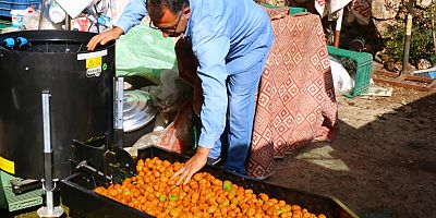 Geyikbayırlılara ceviz ayıklama ve salça makinesi